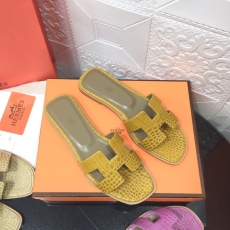 Hermes Slippers